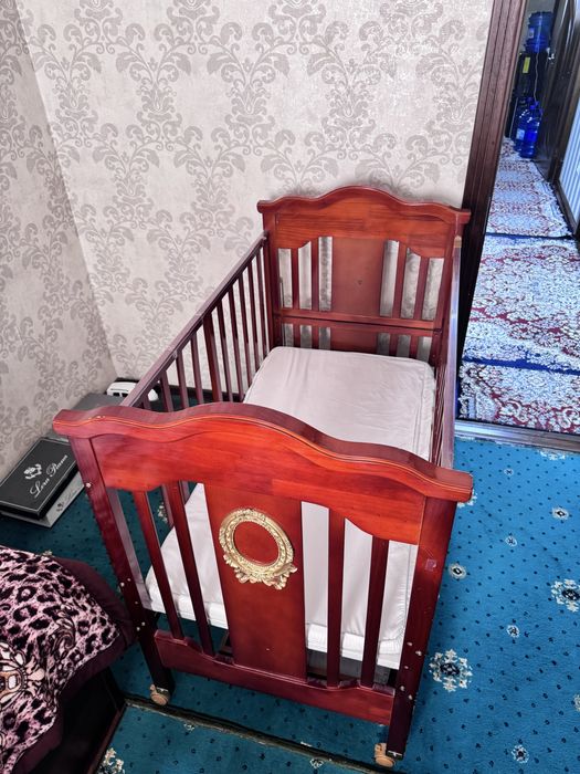 Детская кроватка / Bolalar krovat sotiladi