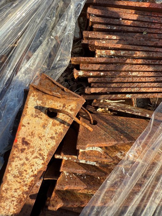 Pene mari pentru cravate stalpi / cofraje