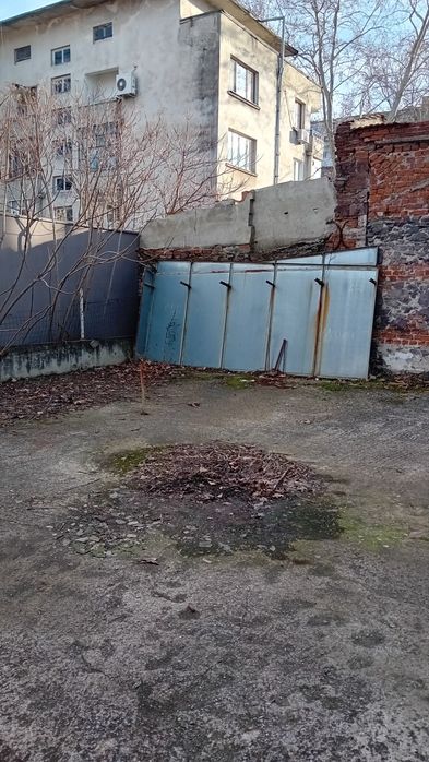 Парко място- ул.Богомил