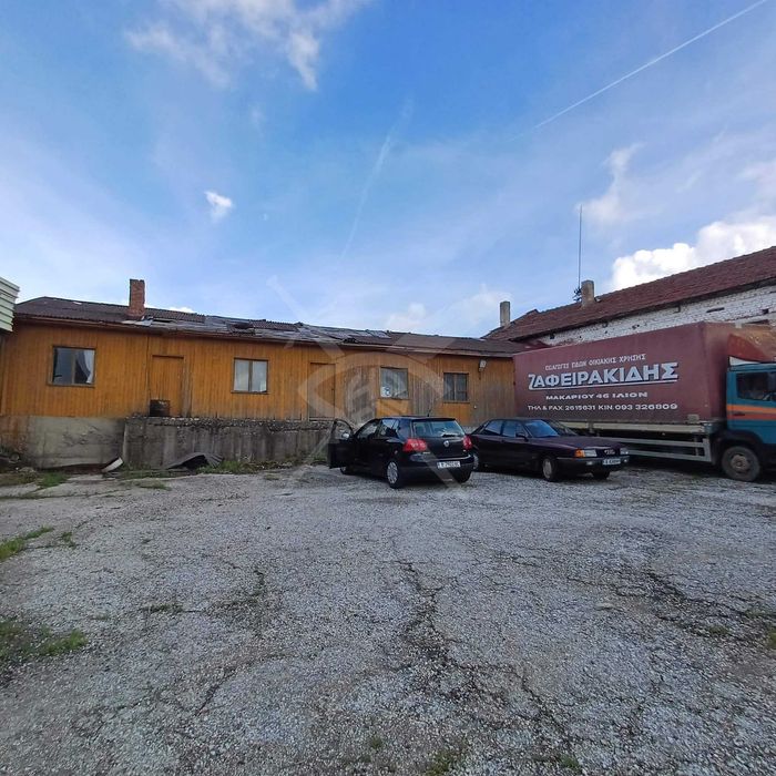 Продава се Промишлена сграда в Тополовград - 852 кв.м за 118 €/кв.м - Снимка #1