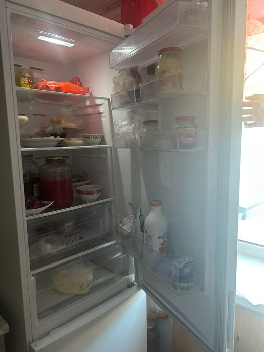 Холодильник сатылады