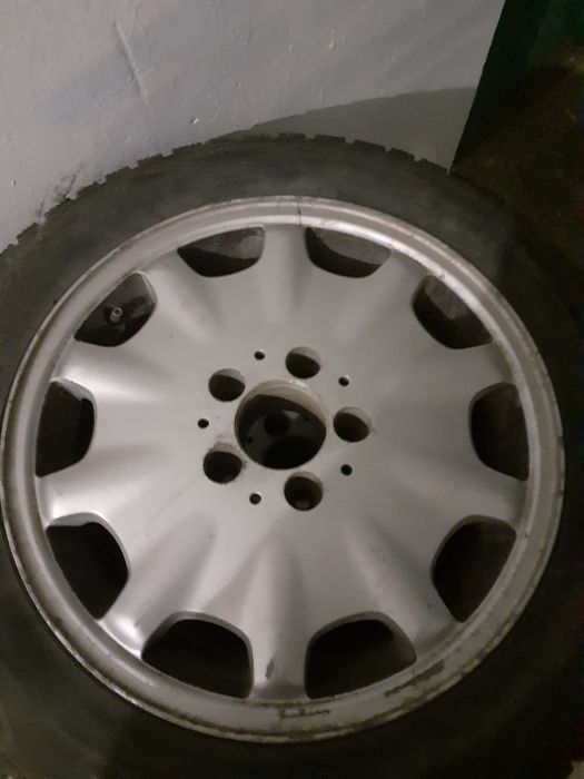 Продам титанкий с покрышки хорошым состаяние