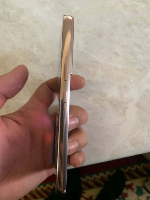 Самсунг S 22 памят256