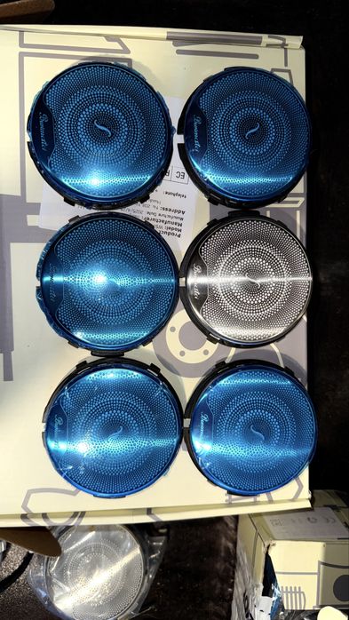 Печатна грешка на капачките надпис burmasteci Е-класа Ц-класа