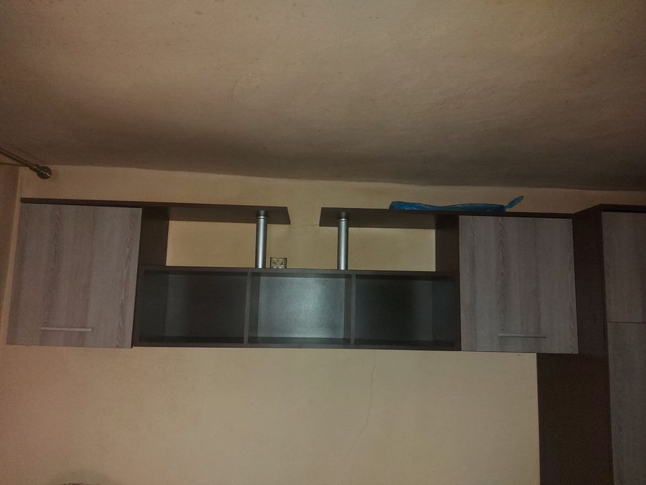 Mobila + Masuta si 2 Scaune.