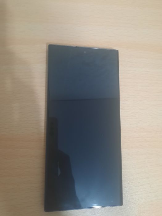 Продам Samsung Galaxy s23 ultra.