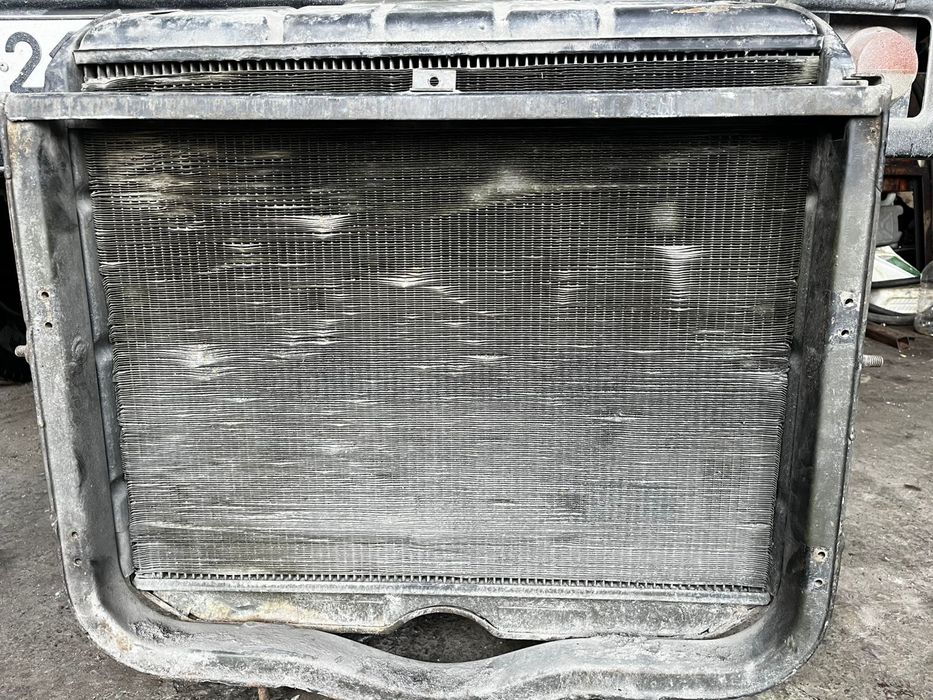 Радиатор автомашины Урал