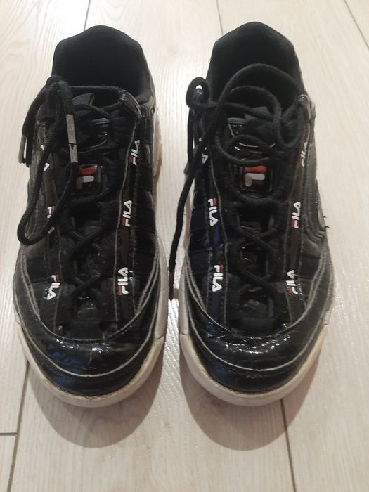 Дамски обувки FILA в много добро състояние!