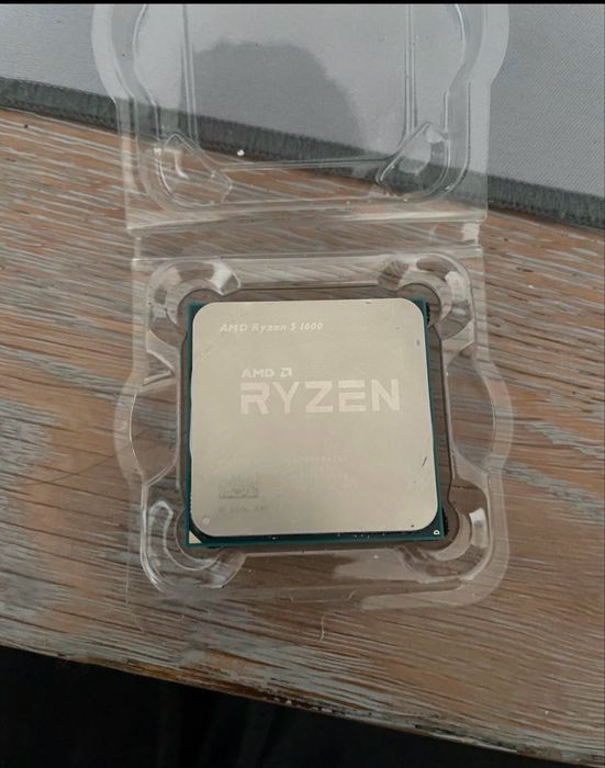 Материнская плата AM4 + Ryzen 5 1600