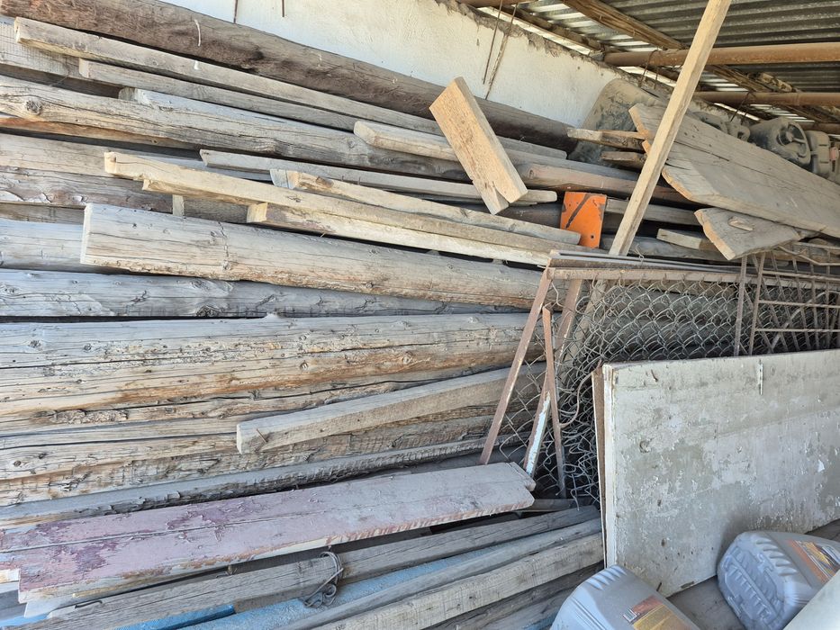 Лес разные и размеры разные до 6 метров