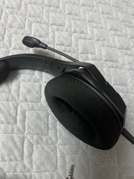 Продам наушники Hyper X 10 000