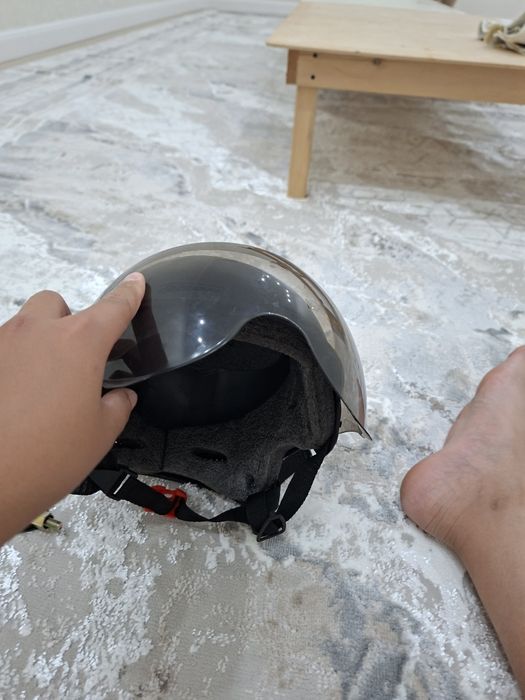 Зеркала и каска для электровелосипеда