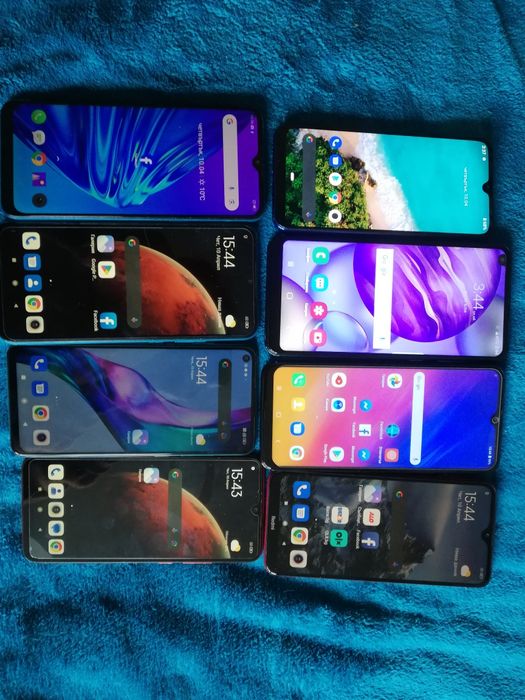 Телефоните са много запазени, супер батерии