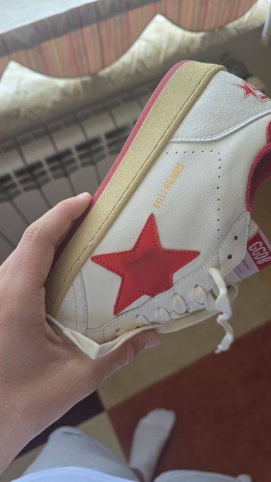 Golden Goose красные