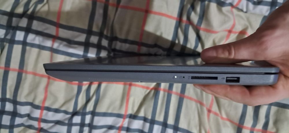 Продам ноутбук Lenovo (самовывоз)