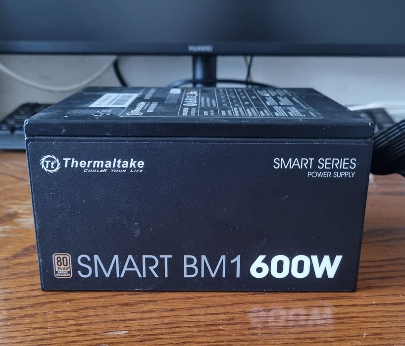 Sursă 600 W Thermaltake modulara