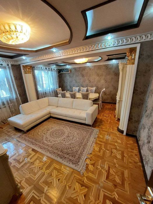 Аренда квартиры на ойбеке, госпитальный, сзади Huawei,