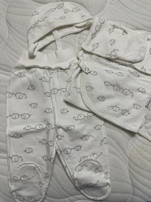 Одежда на выписку