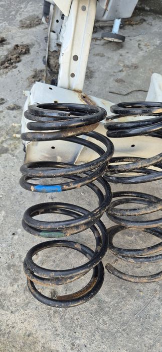 Пружина на камри 20