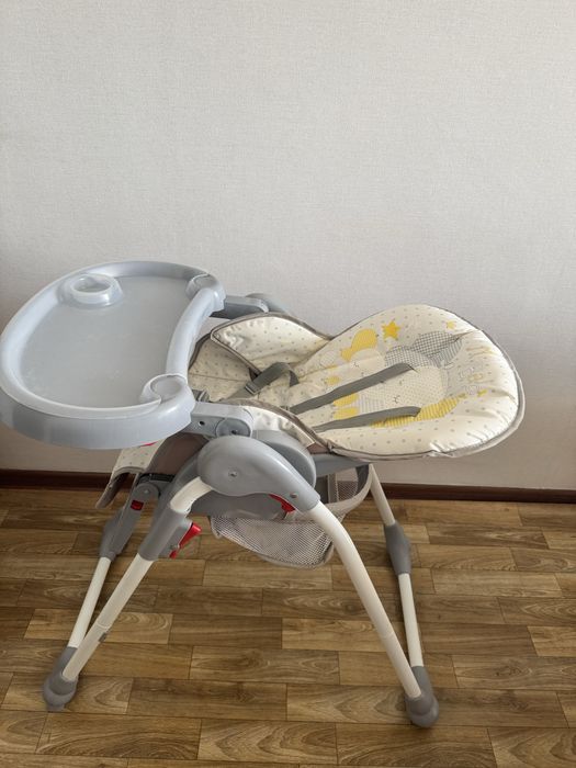 Продам стульчик для кормления