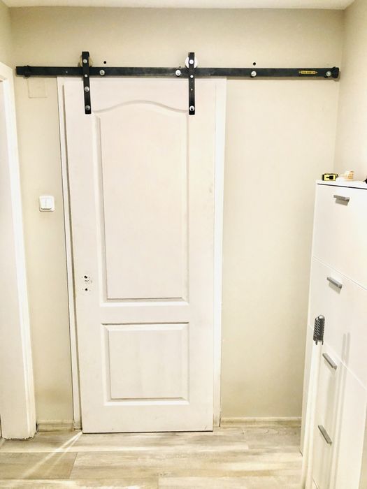 Механизъм за плъзгаща врата