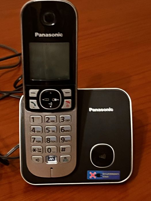 Городской переносной телефон Panasonic