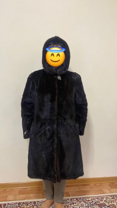 Продам норковую шубу р48-50