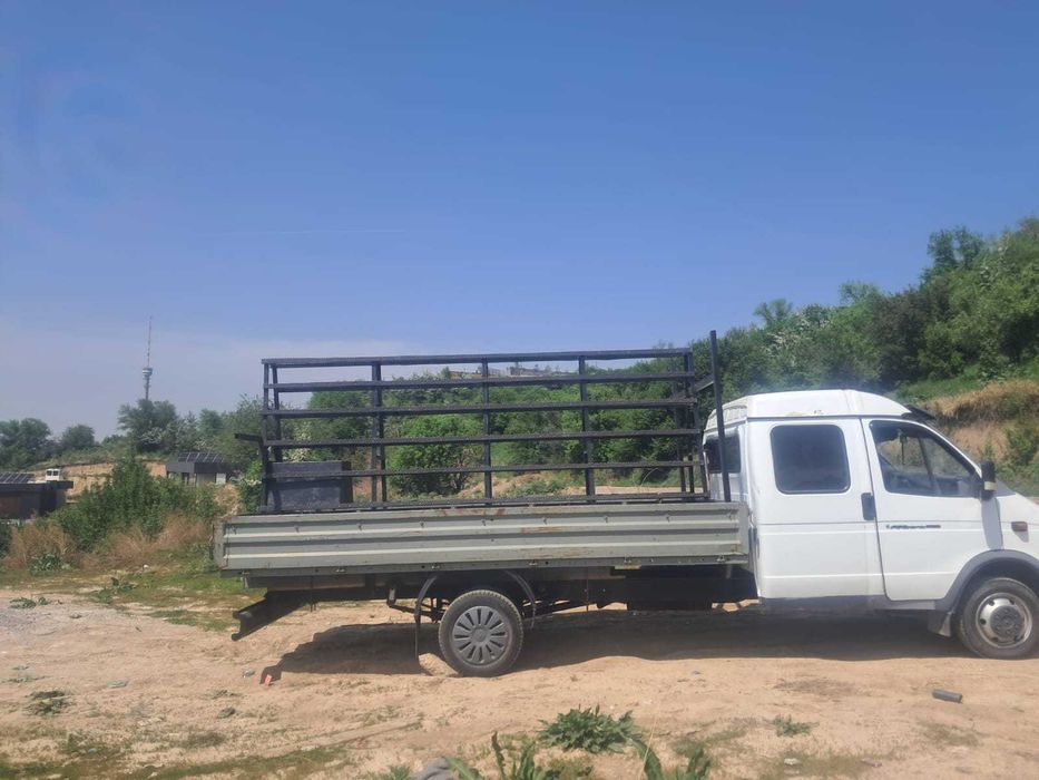 Грузоперевозки. Доставка пирамида.