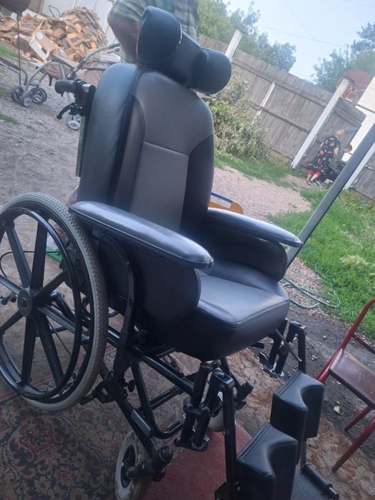 Продам кресло коляску