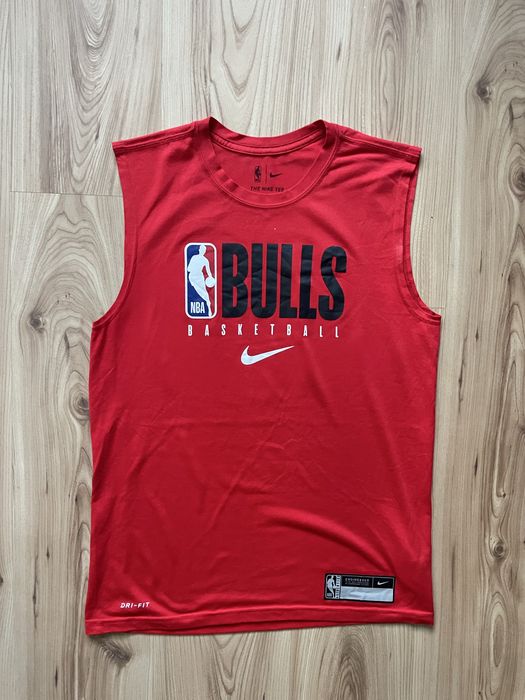 NIKE / BULLS / мъжки спортен потник S