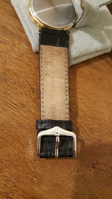 Оригинален мъжки часовник Certina EOL 115 1045. Каишка HIRSCH.