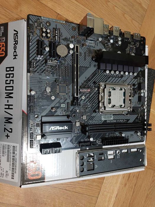 AMD Ryzen 5 7600X + ASRock B650M-H/M.2