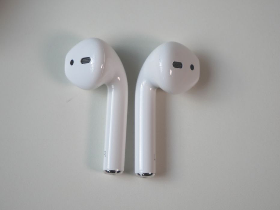 Наушники Apple AirPods 2, продам