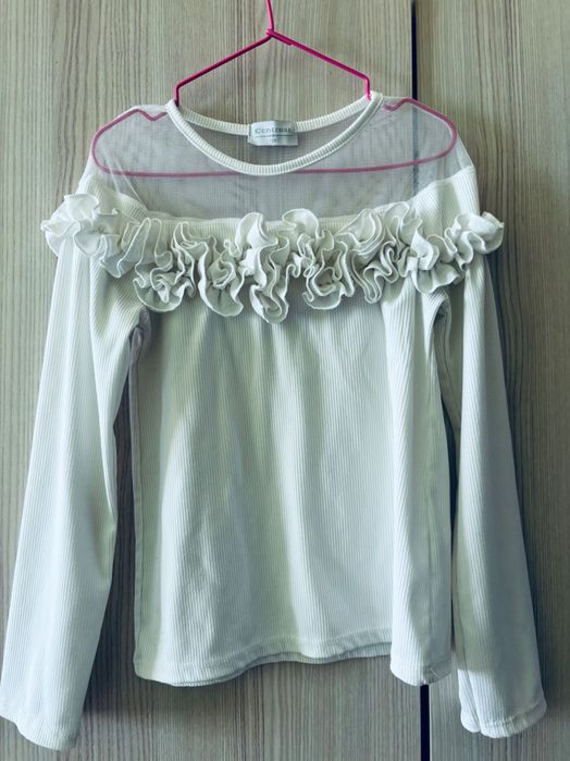 Бяла блуза на Contrast