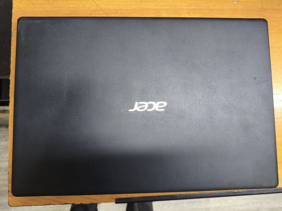 Ноутбук Acer.    .