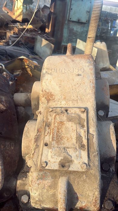 Редуктора тельферы двигатель