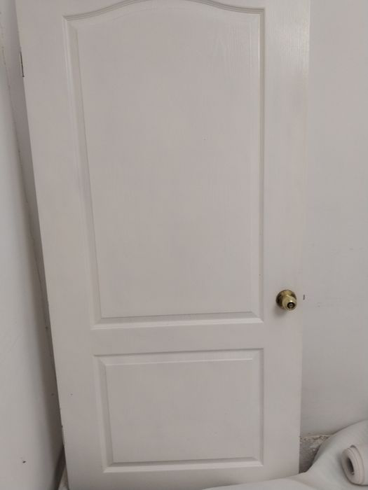 Ак тусты есыктер