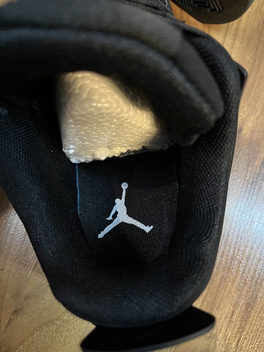 jordan 4 black cat marimea 42