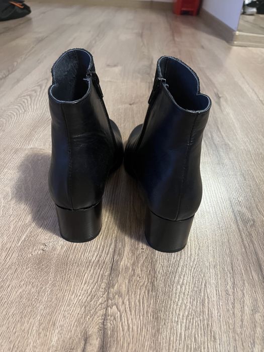 Ghete de piele (interior-exterior), mărimea 38