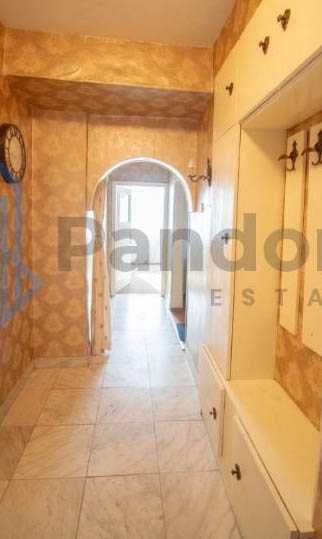 Дава се под наем Тристаен апартамент в София, Лозенец - 130 кв.м за 550 € - Снимка #7