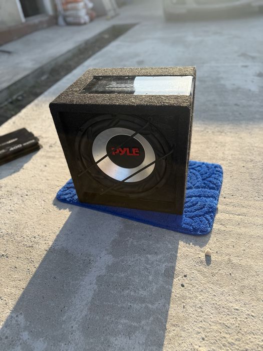 Subwoofer auto pyle + statie intersonic mx 430