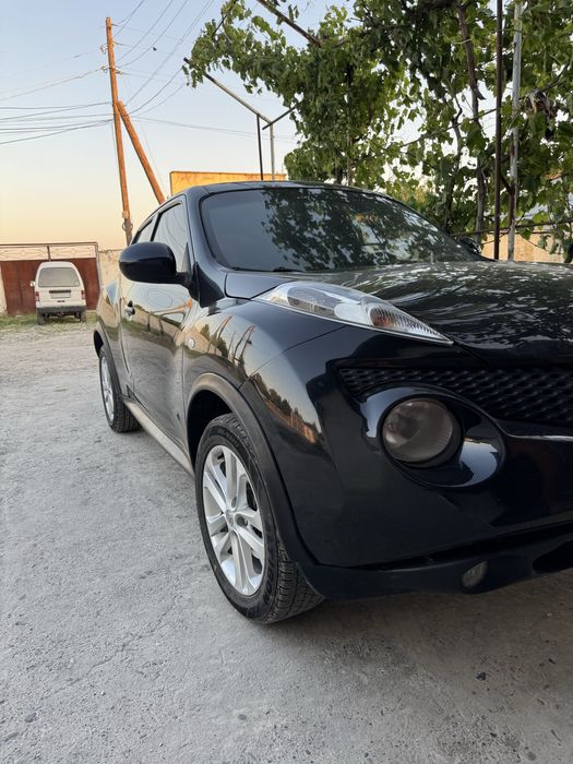 Nissan juke 2012 sotiladi.