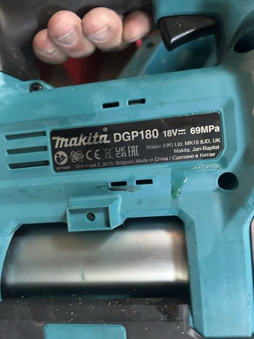 Макита пробвана само заредена с грес