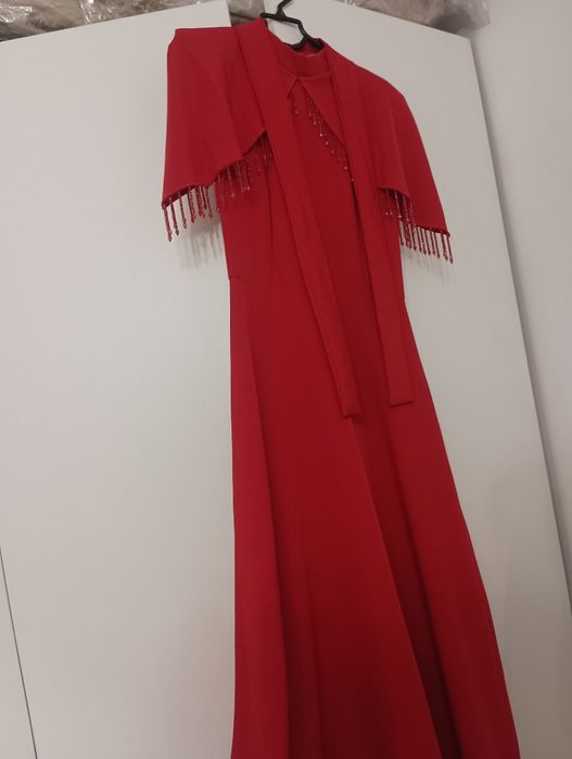 Продам новое платье