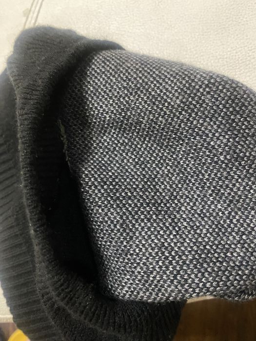 Стильная теплая шапка