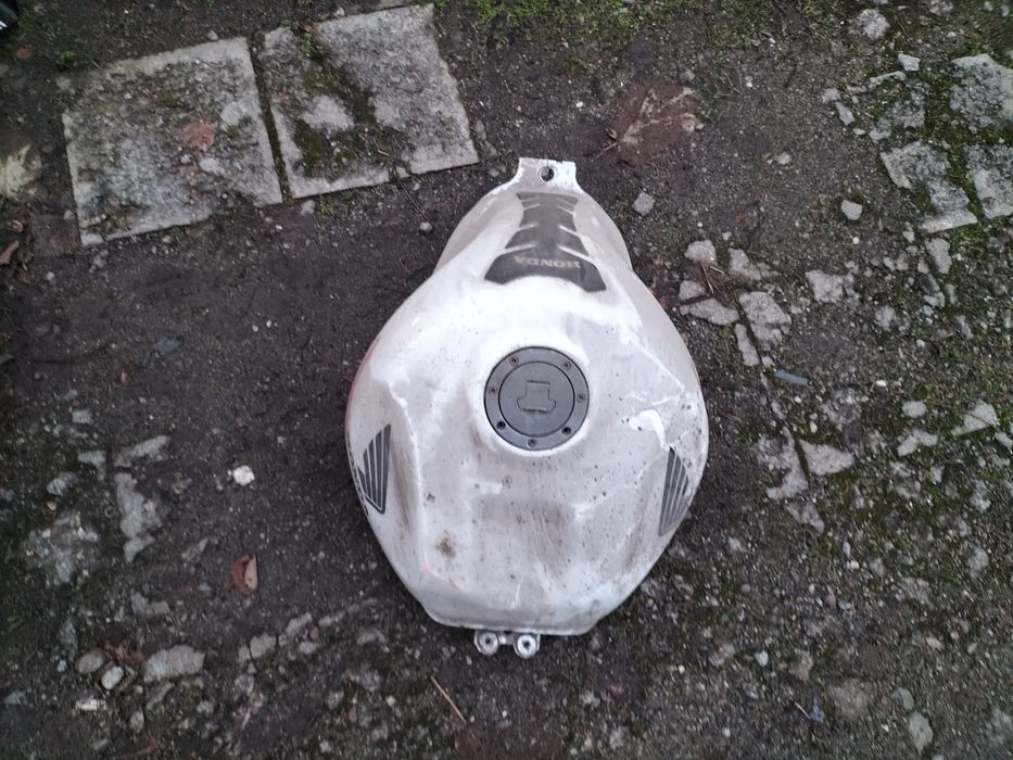 Спойлери за Honda 929 и резервоар за Honda  919