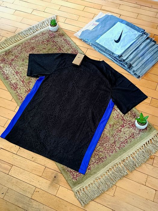 Tricou F.C.B negru cu mov