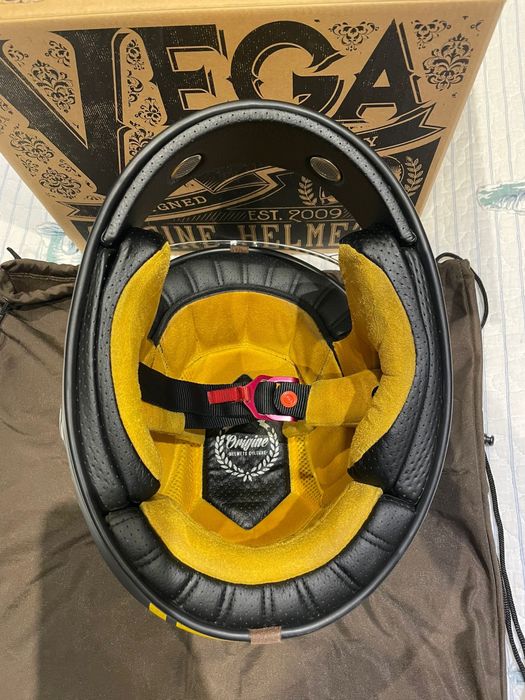 Каска за мотор VEGA Origine
