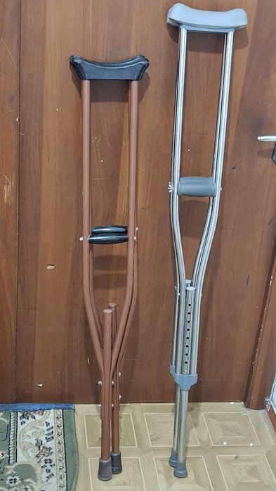 Костыли подмышечные