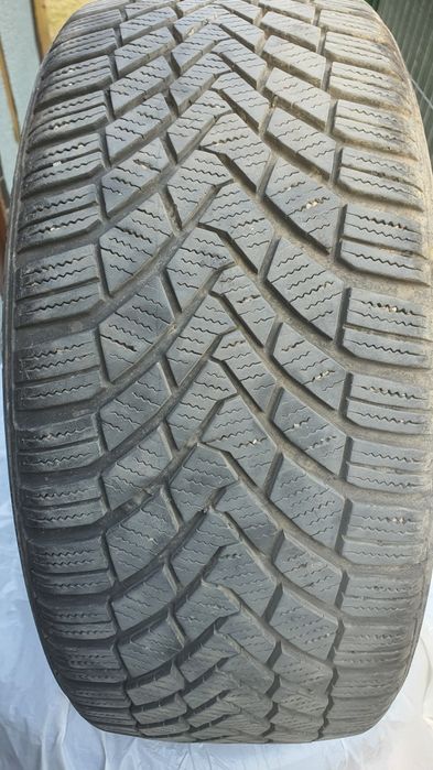 2 anvelope iarna 215/45 R16 90V, FR , Continental wintercontact TS850